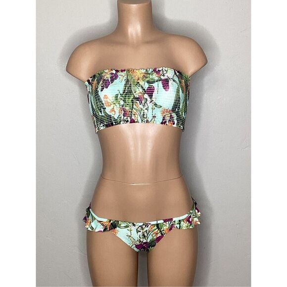 New. PQ floral bikini set. Size small. Retails $148 - Picture 5 of 14